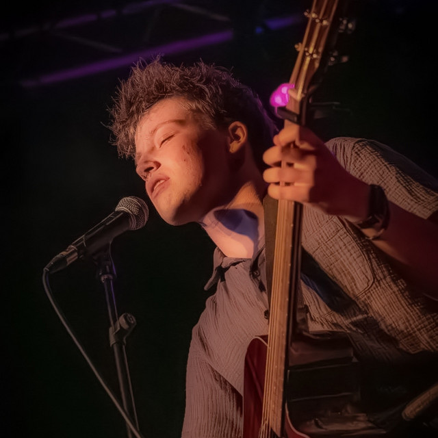 Grey van Leeuwen - Image 1